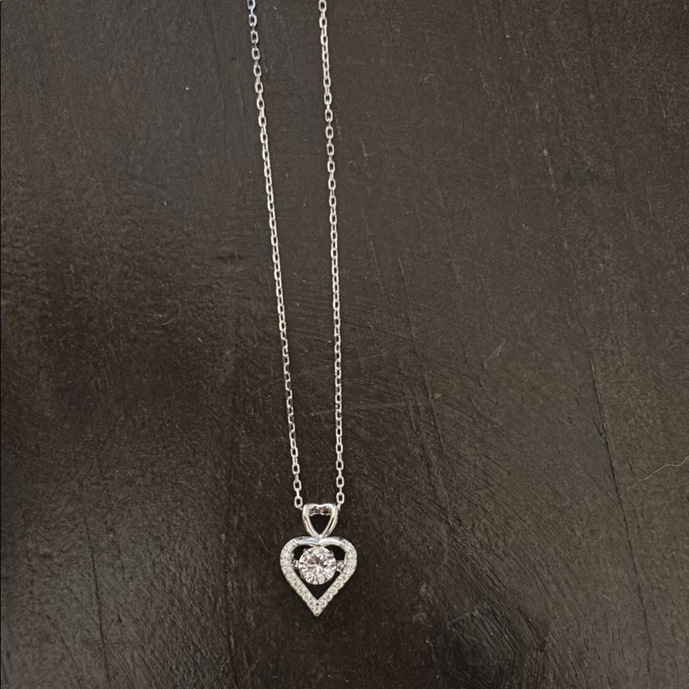 Elegant Silver Heart Pendant Necklace